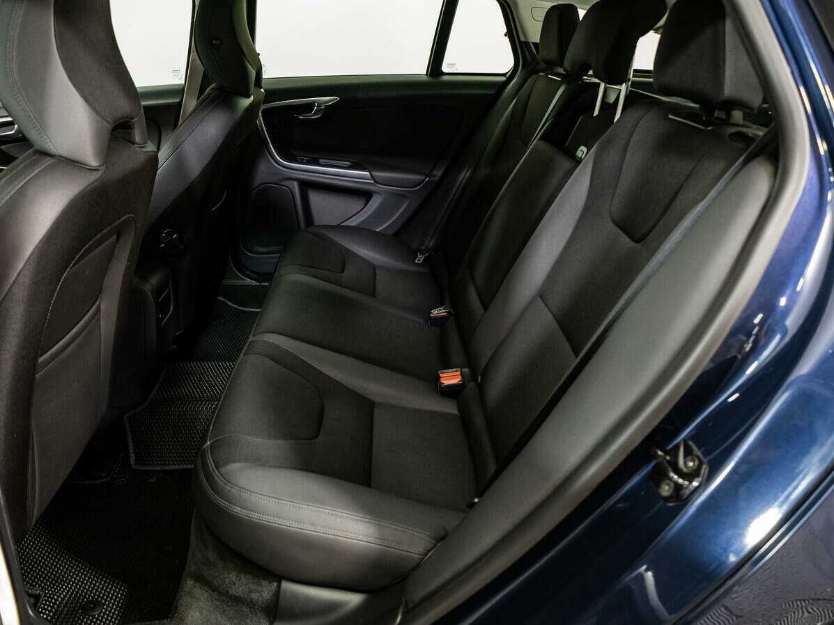 Volvo V60 б/у, 2012, Автоматическая. Фото: #9