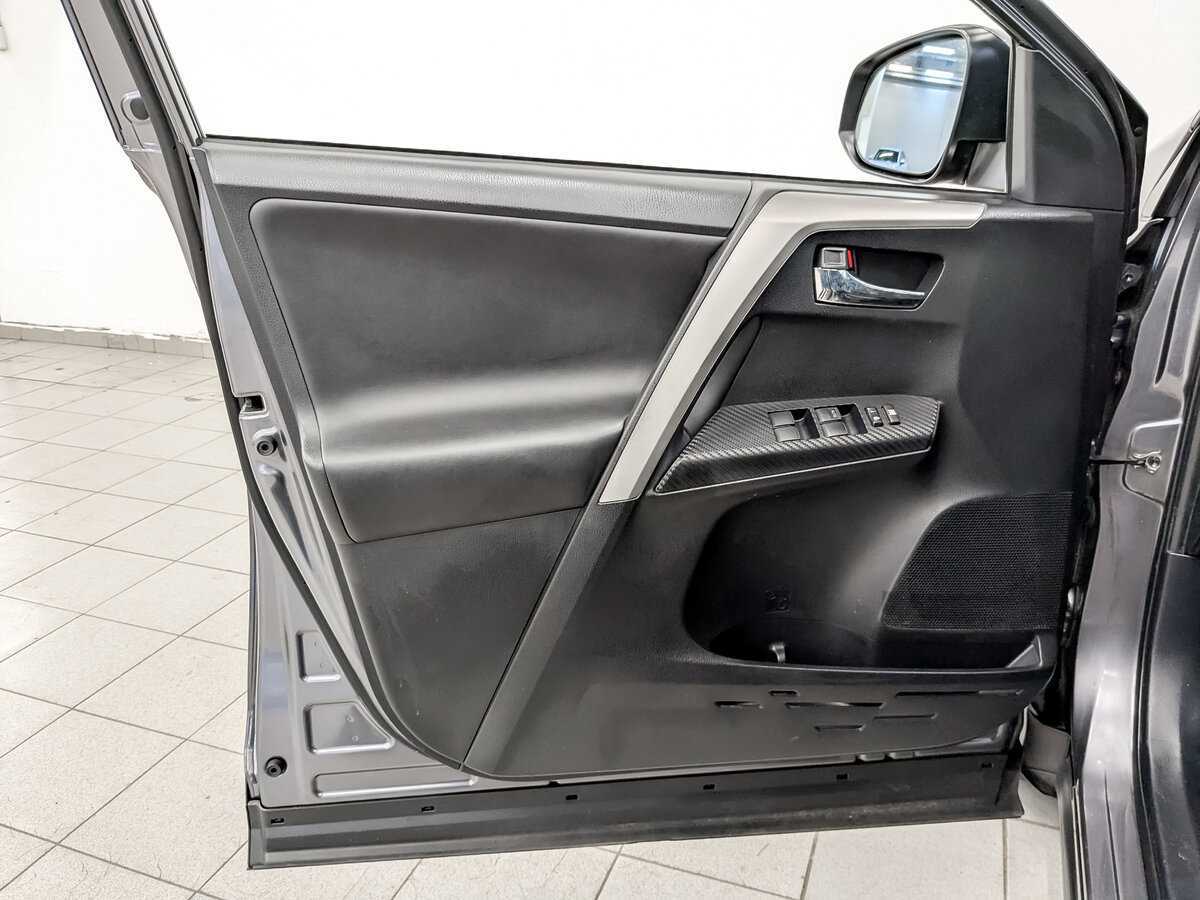 Toyota RAV4 б/у, 2014, Автоматическая. Фото: #16