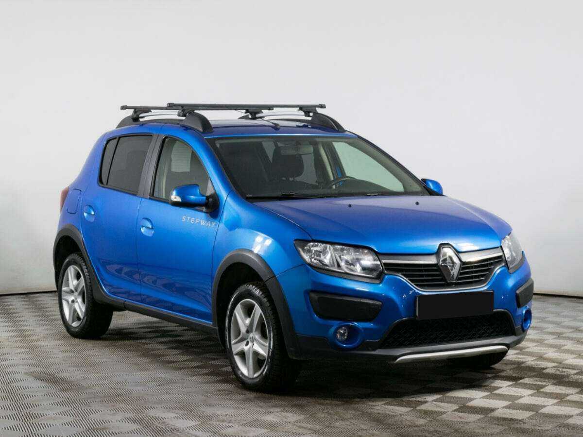 Renault Sandero б/у, 2017, Автоматическая. Фото: #2