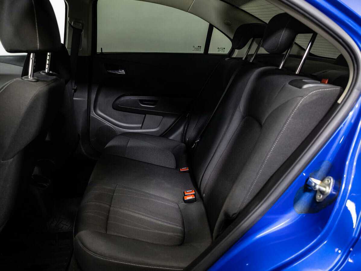 Chevrolet Aveo б/у, 2012, Механическая. Фото: #8