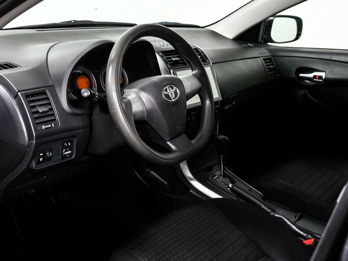 Toyota Corolla б/у, 2012, Автоматическая. Фото: #11