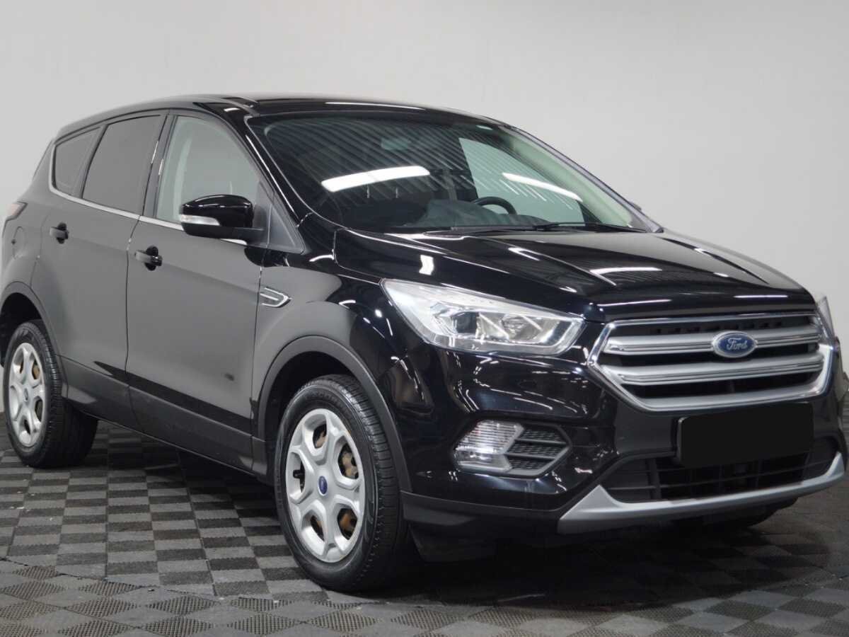 Ford Kuga б/у, 2018, Автоматическая. Фото: #2