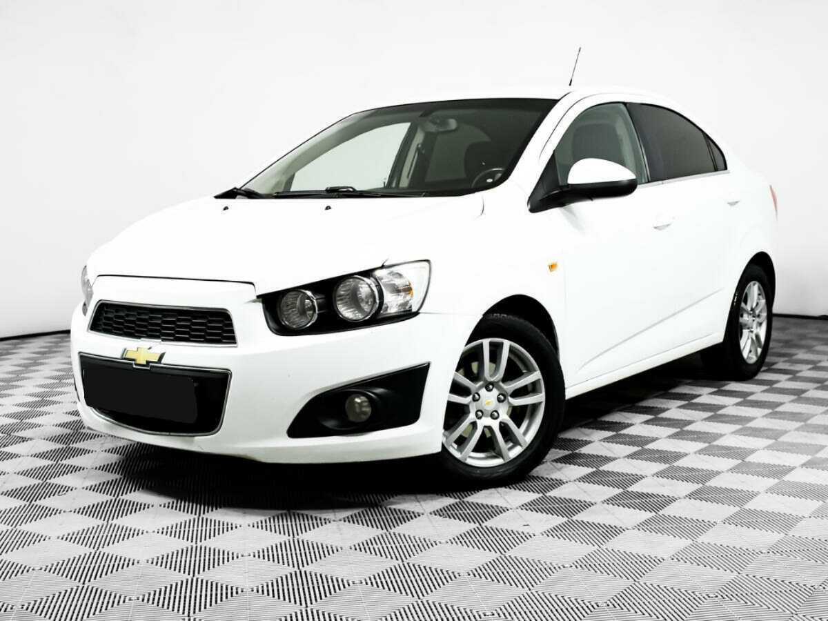 Chevrolet Aveo б/у, 2014, Автоматическая. Фото: #0