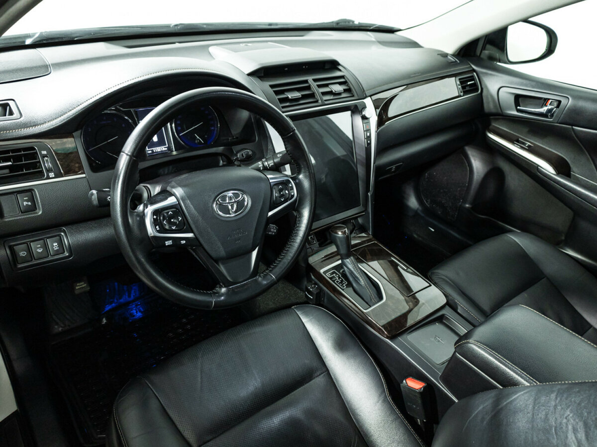 Toyota Camry б/у, 2017, Автоматическая. Фото: #10