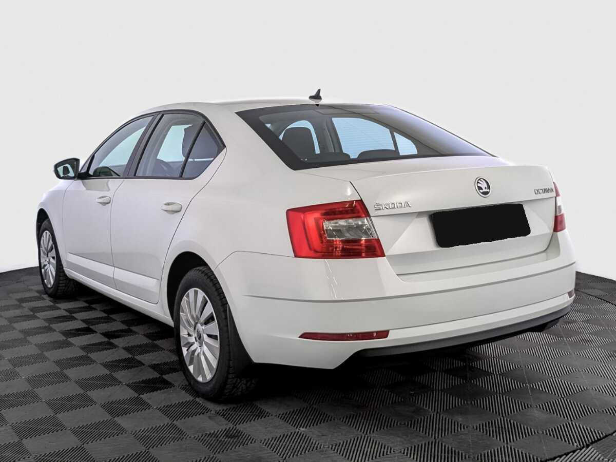 Skoda Octavia б/у, 2019, Механическая. Фото: #6
