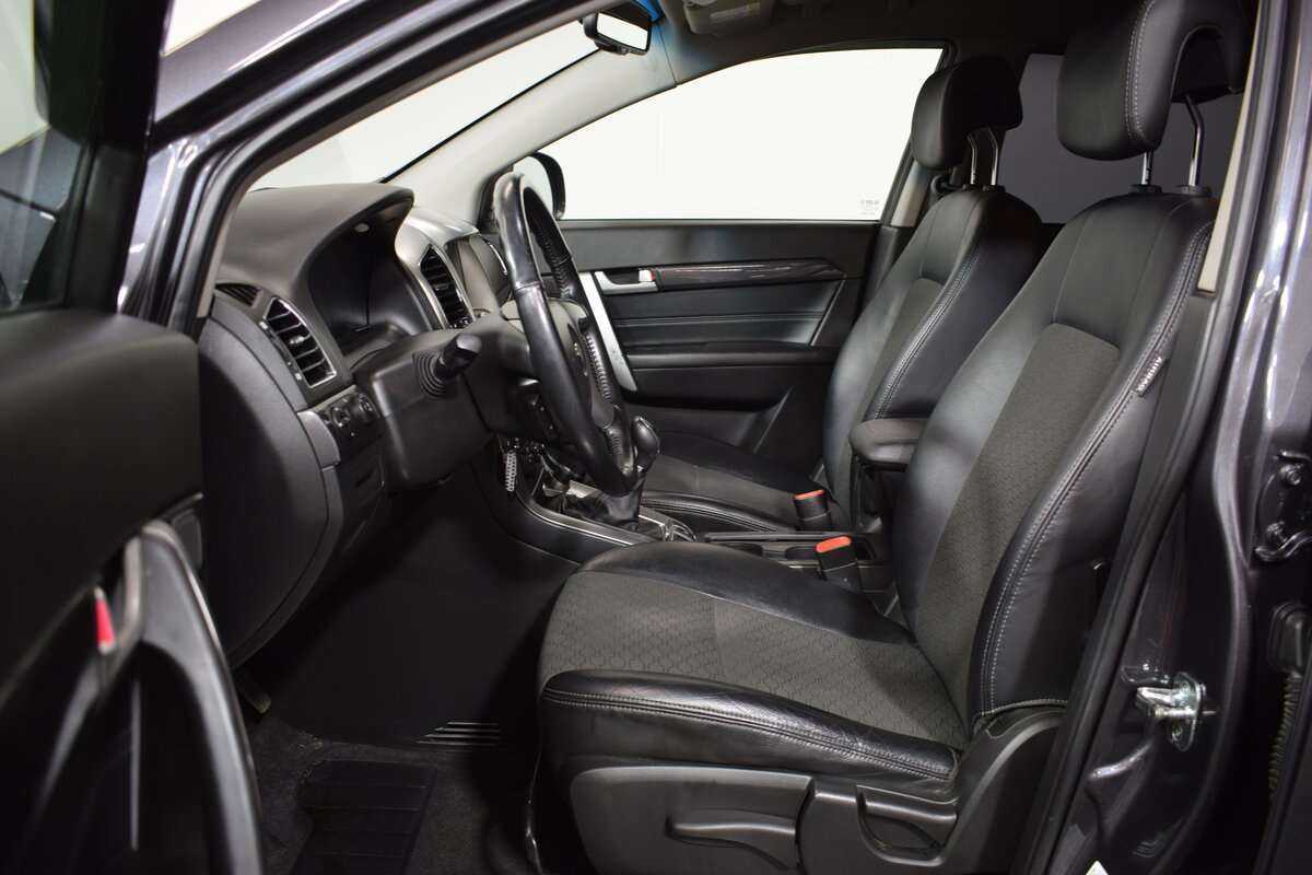 Chevrolet Captiva б/у, 2014, Механическая. Фото: #13