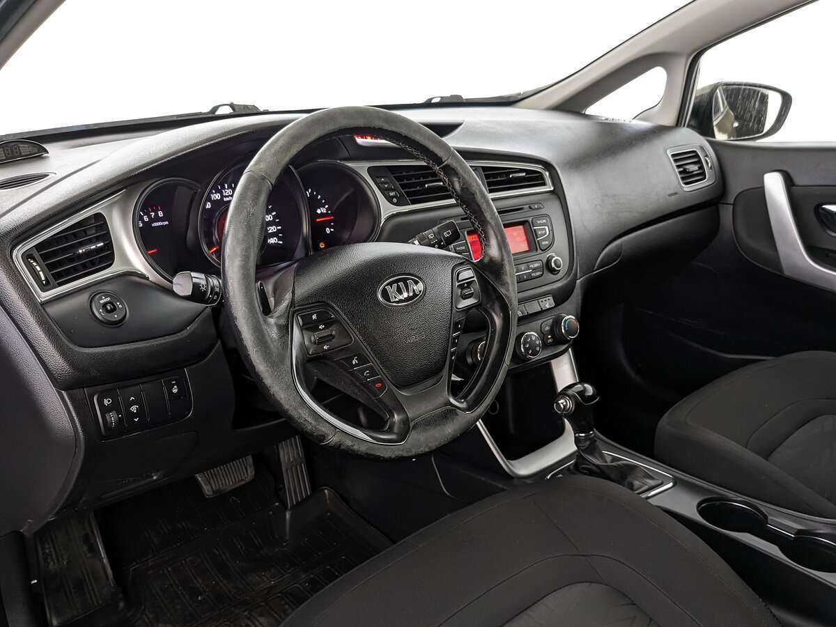 Kia Ceed б/у, 2015, Автоматическая. Фото: #9