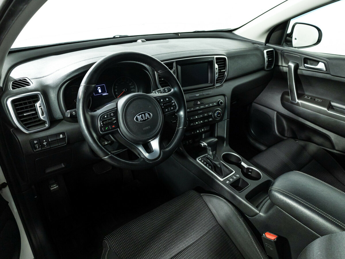 Kia Sportage б/у, 2016, Автоматическая. Фото: #8