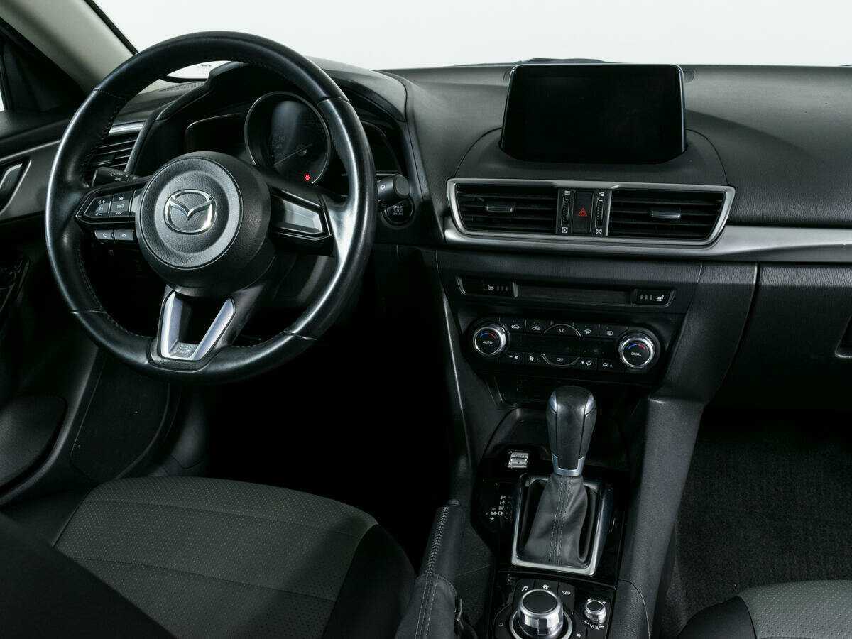 Mazda 3 б/у, 2018, Автоматическая. Фото: #7