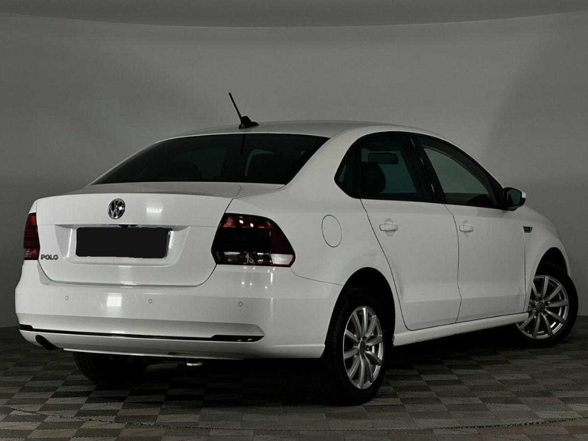 Volkswagen Polo б/у, 2018, Автоматическая. Фото: #1