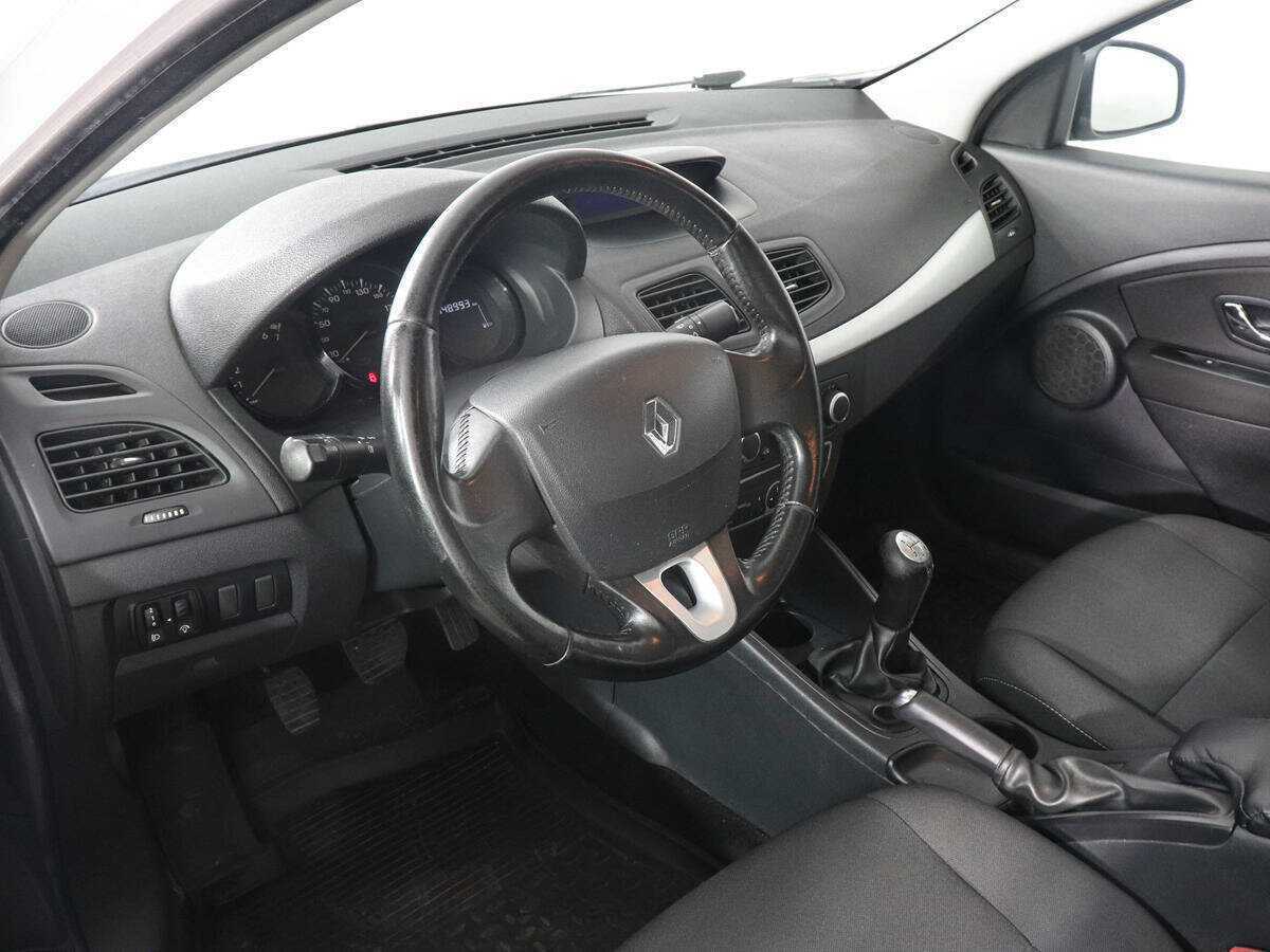 Renault Fluence б/у, 2013, Механическая. Фото: #8