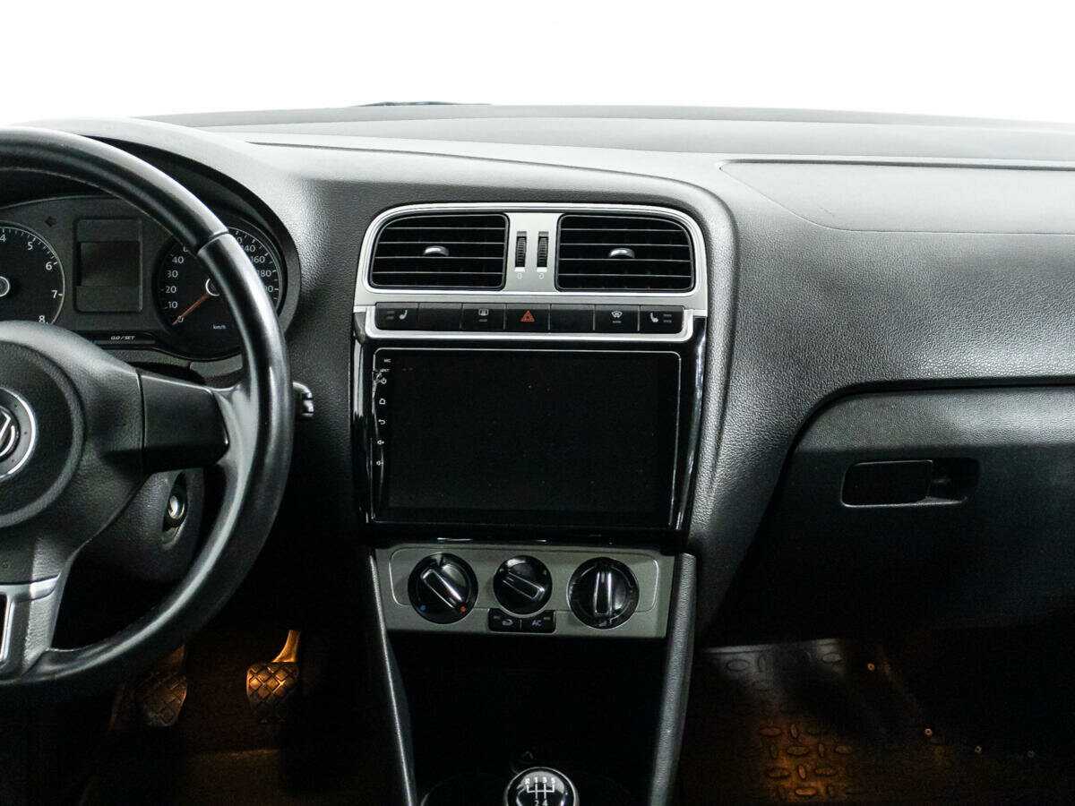 Volkswagen Polo б/у, 2013, Механическая. Фото: #13