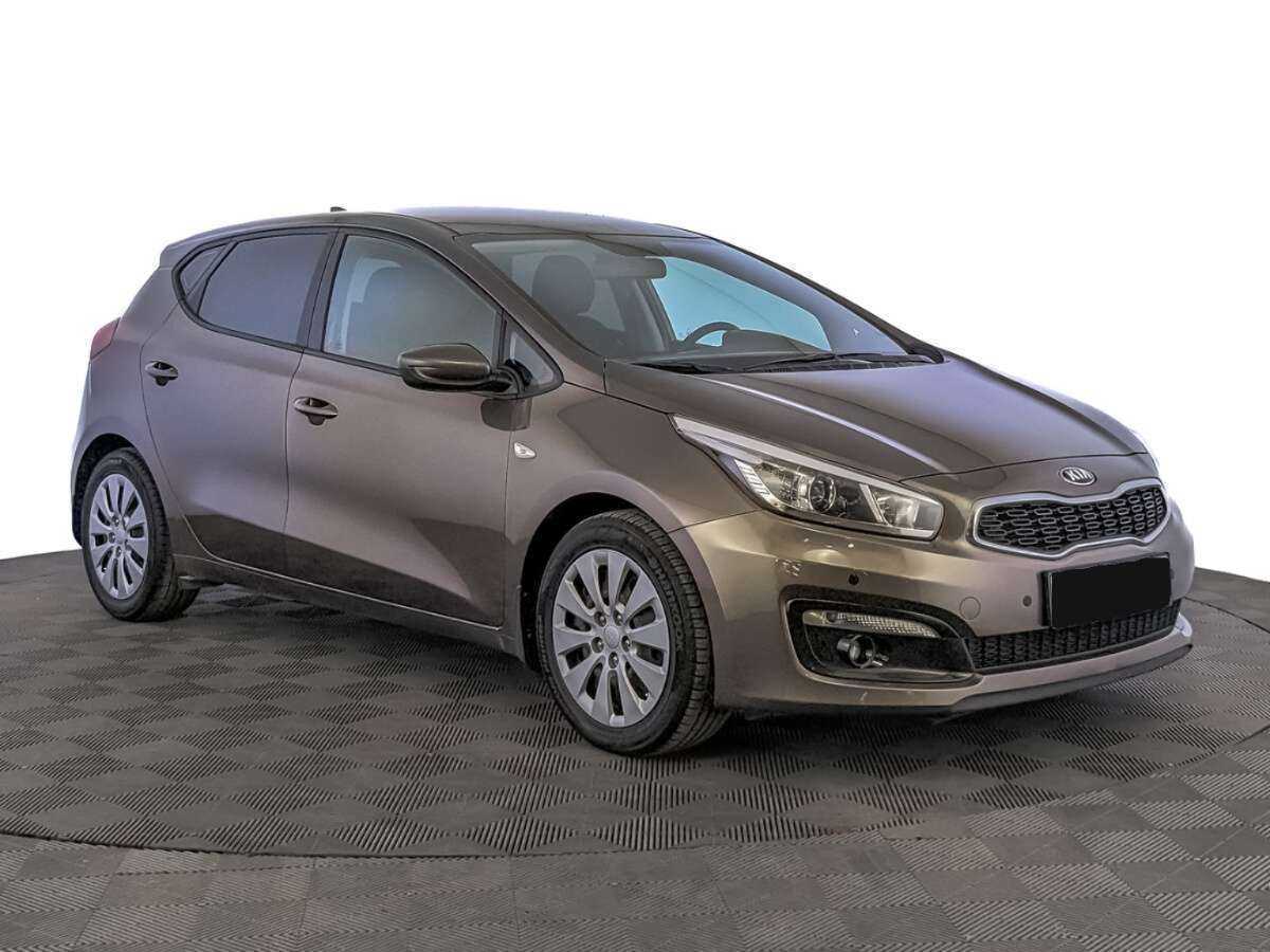 Kia Ceed б/у, 2017, Автоматическая. Фото: #2
