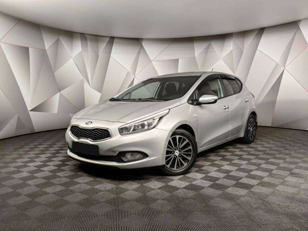 Kia Ceed б/у, 2013, Автоматическая. Посмотреть фото
