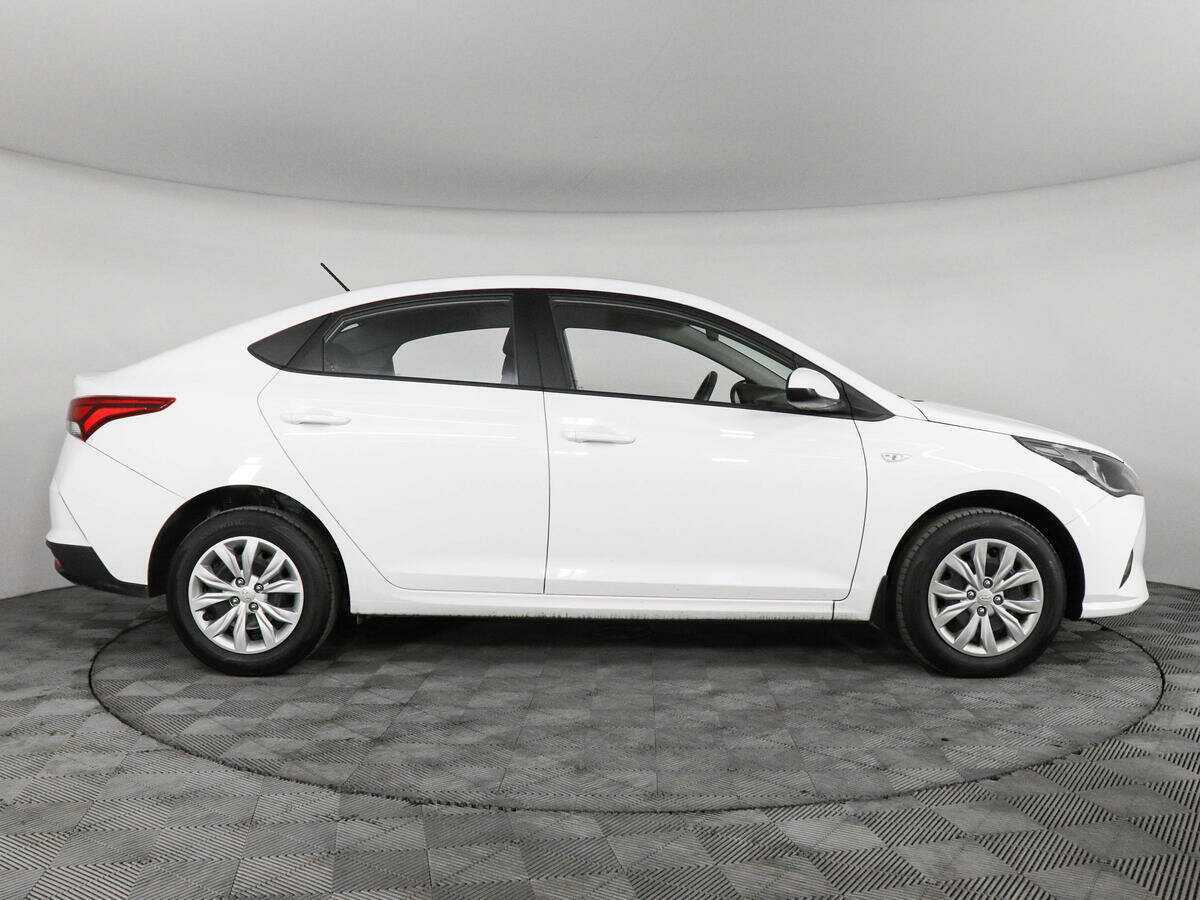 Hyundai Accent б/у, 2022, Автоматическая. Фото: #3