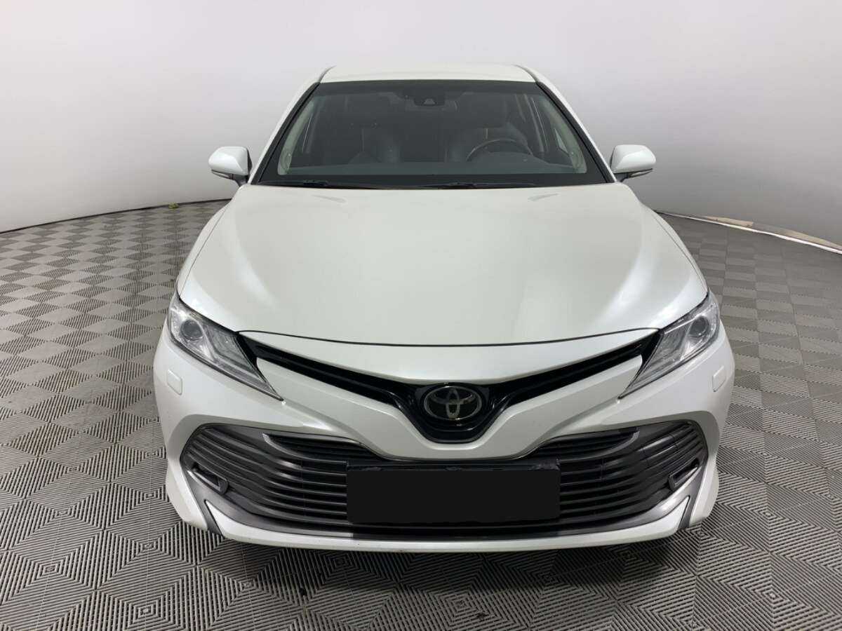 Toyota Camry б/у, 2021, Автоматическая. Фото: #1