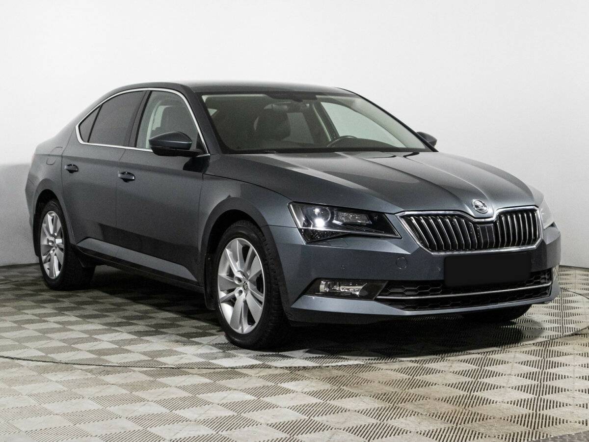 Skoda Superb б/у, 2018, Роботизированная. Фото: #2