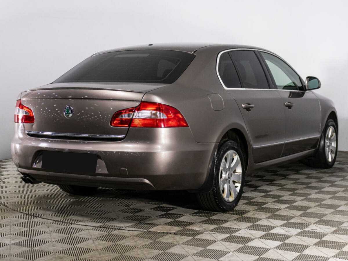 Skoda Superb б/у, 2012, Автоматическая. Фото: #4