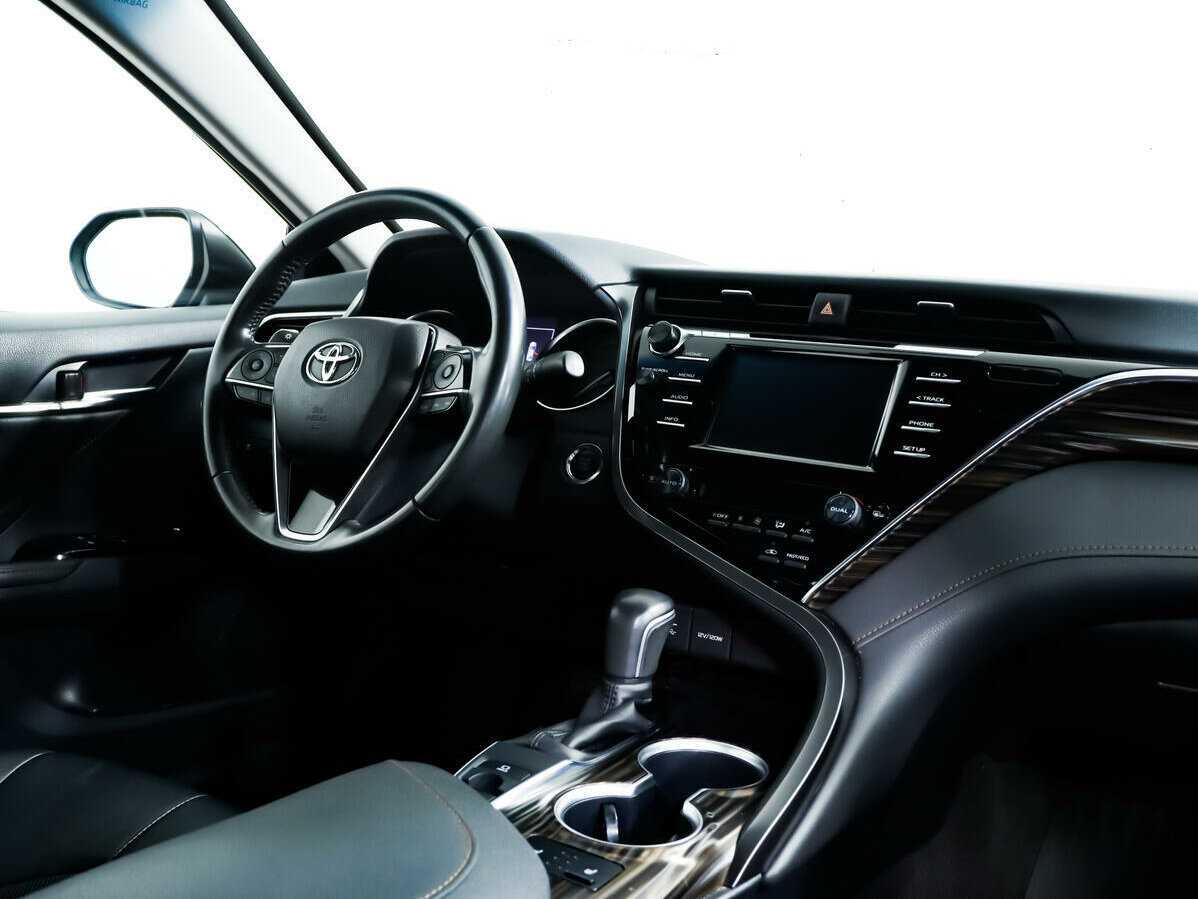 Toyota Camry б/у, 2020, Автоматическая. Фото: #6
