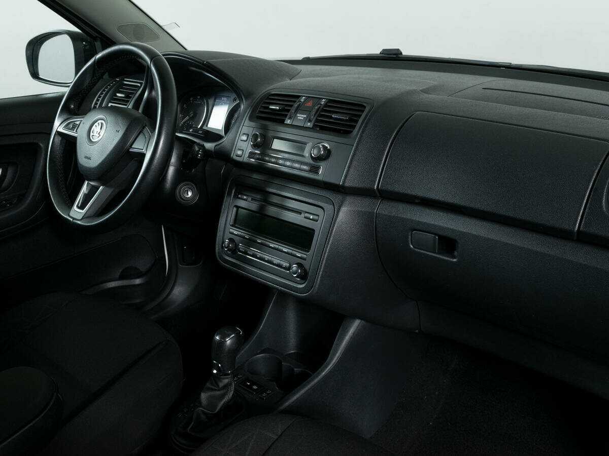 Skoda Fabia б/у, 2013, Автоматическая. Фото: #6