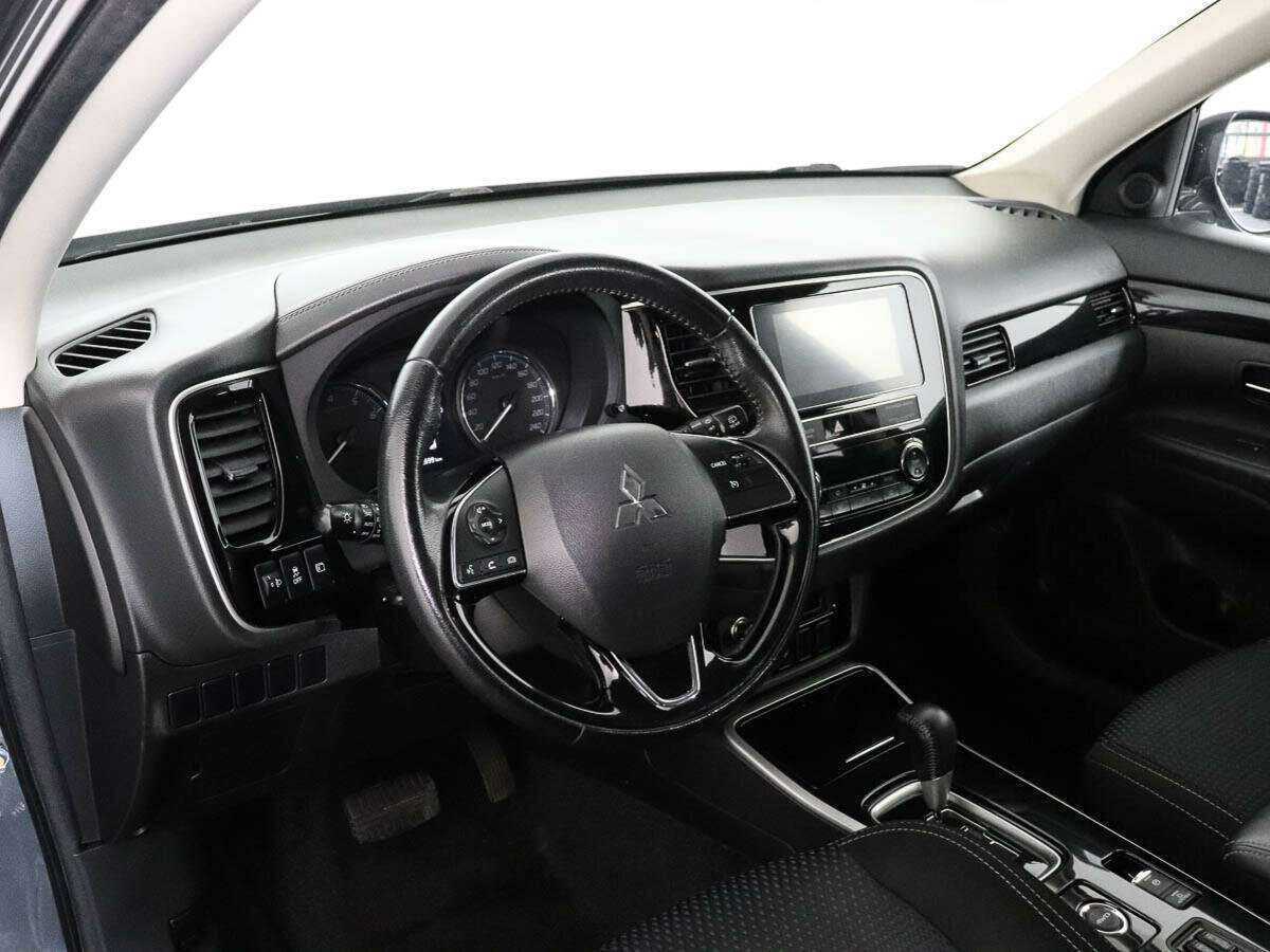 Mitsubishi Outlander б/у, 2018, Вариатор. Фото: #7