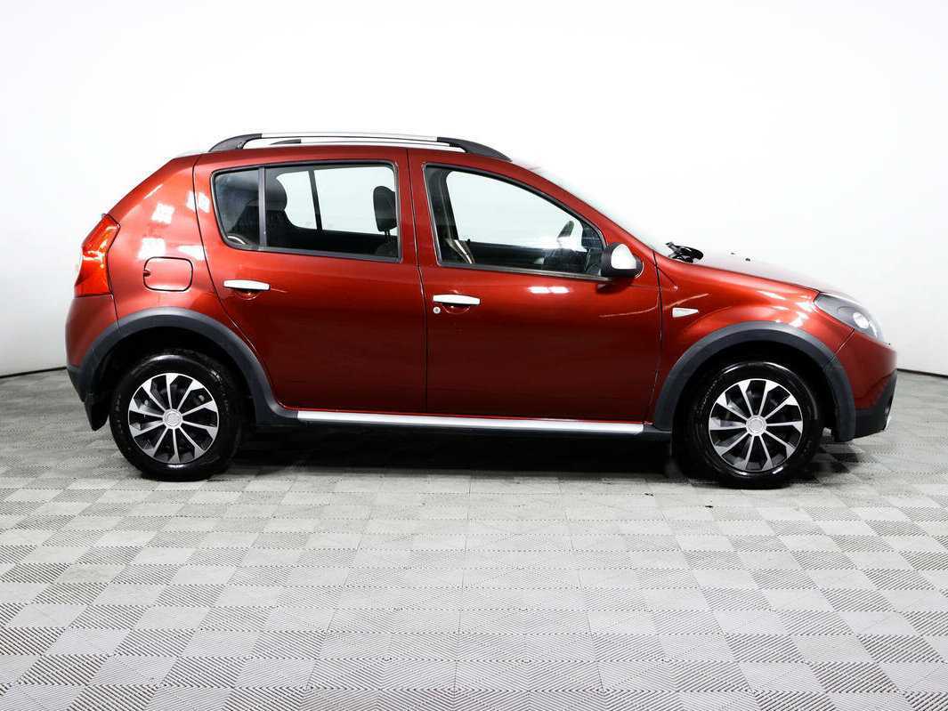 Renault Sandero б/у, 2012, Механическая. Фото: #3