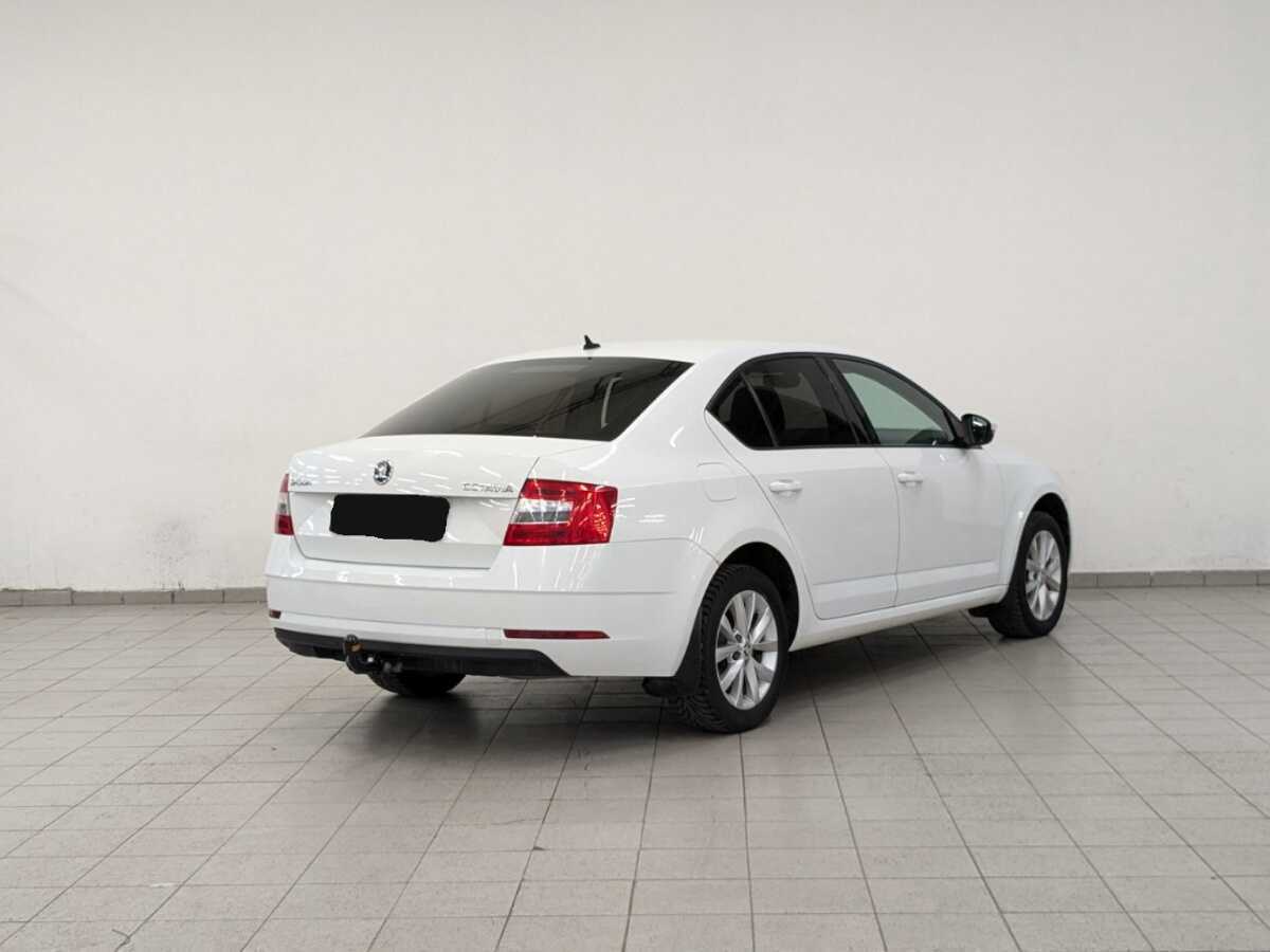 Skoda Octavia б/у, 2017, Автоматическая. Фото: #4