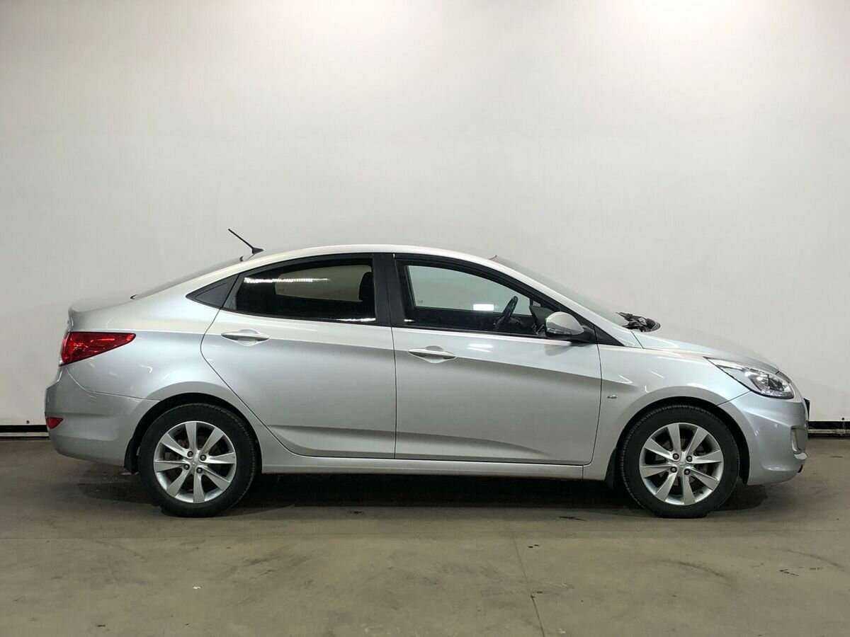 Hyundai Solaris б/у, 2014, Механическая. Фото: #3