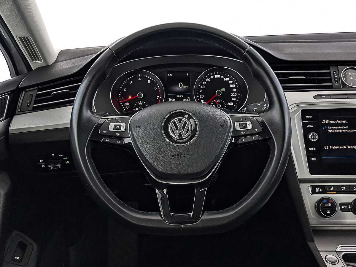 Volkswagen Passat б/у, 2019, Роботизированная. Фото: #21