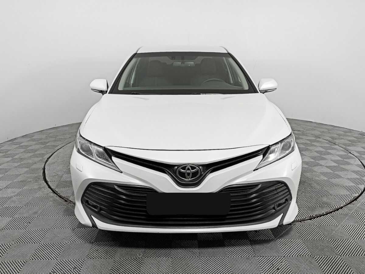 Toyota Camry б/у, 2019, Автоматическая. Фото: #1