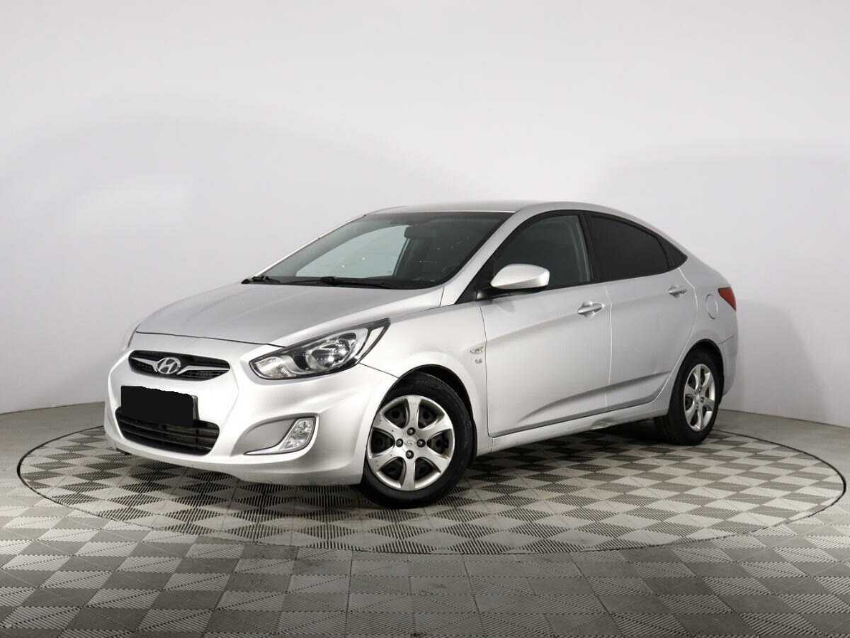 Hyundai Solaris б/у, 2012, Автоматическая. Фото: #0