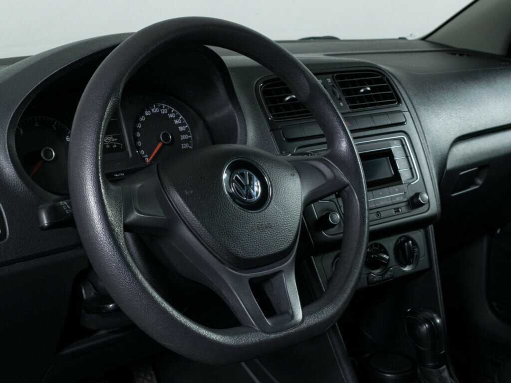 Volkswagen Polo б/у, 2019, Автоматическая. Фото: #11