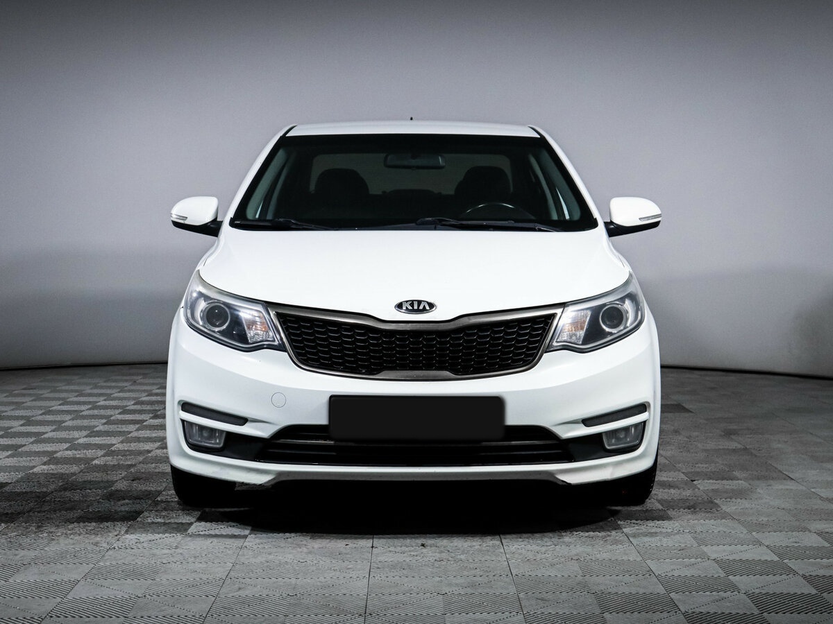 Kia Rio б/у, 2015, Автоматическая. Фото: #1