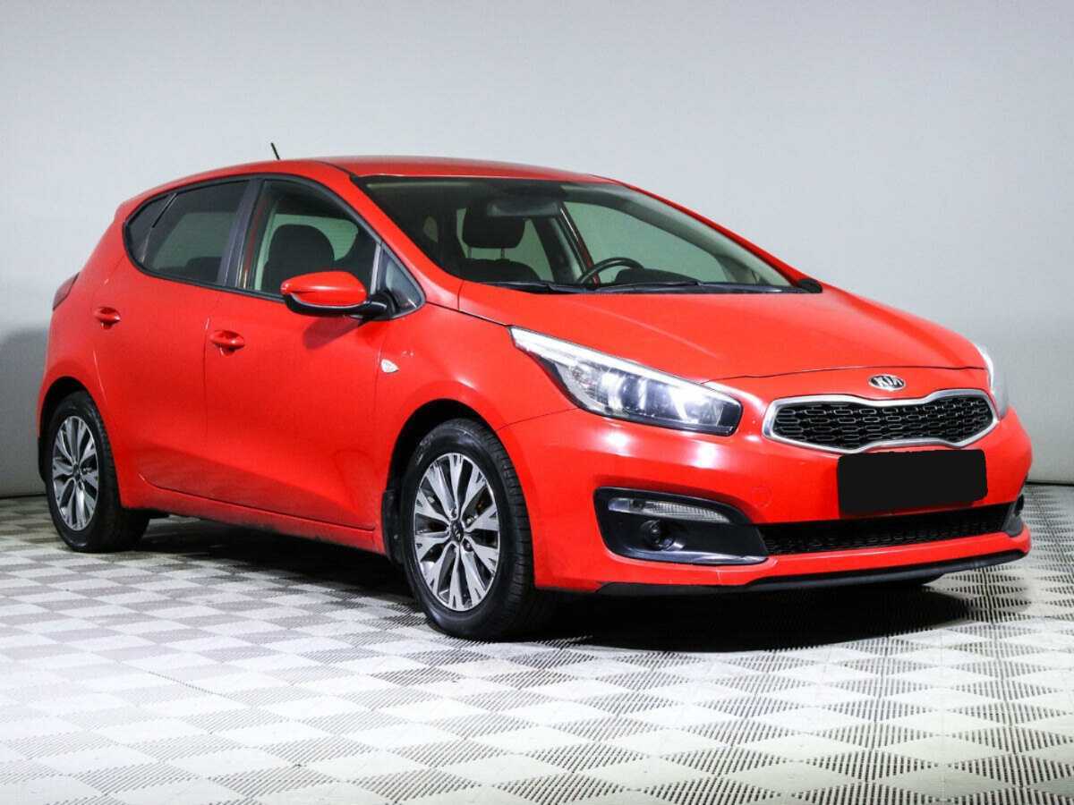 Kia Ceed б/у, 2016, Автоматическая. Фото: #2