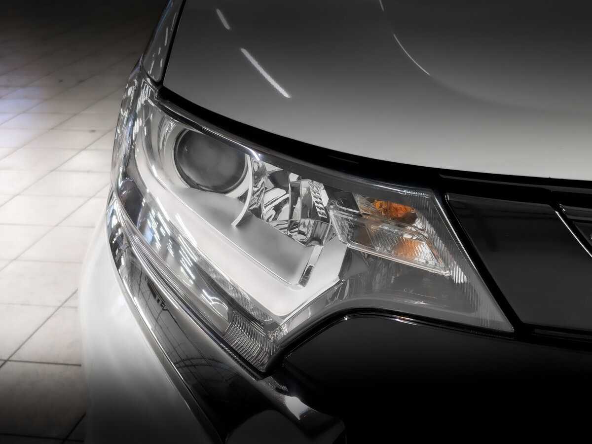 Mitsubishi Outlander б/у, 2022, Вариатор. Фото: #16