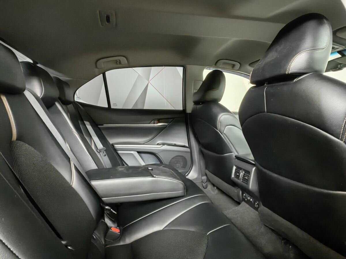 Toyota Camry б/у, 2019, Автоматическая. Фото: #11