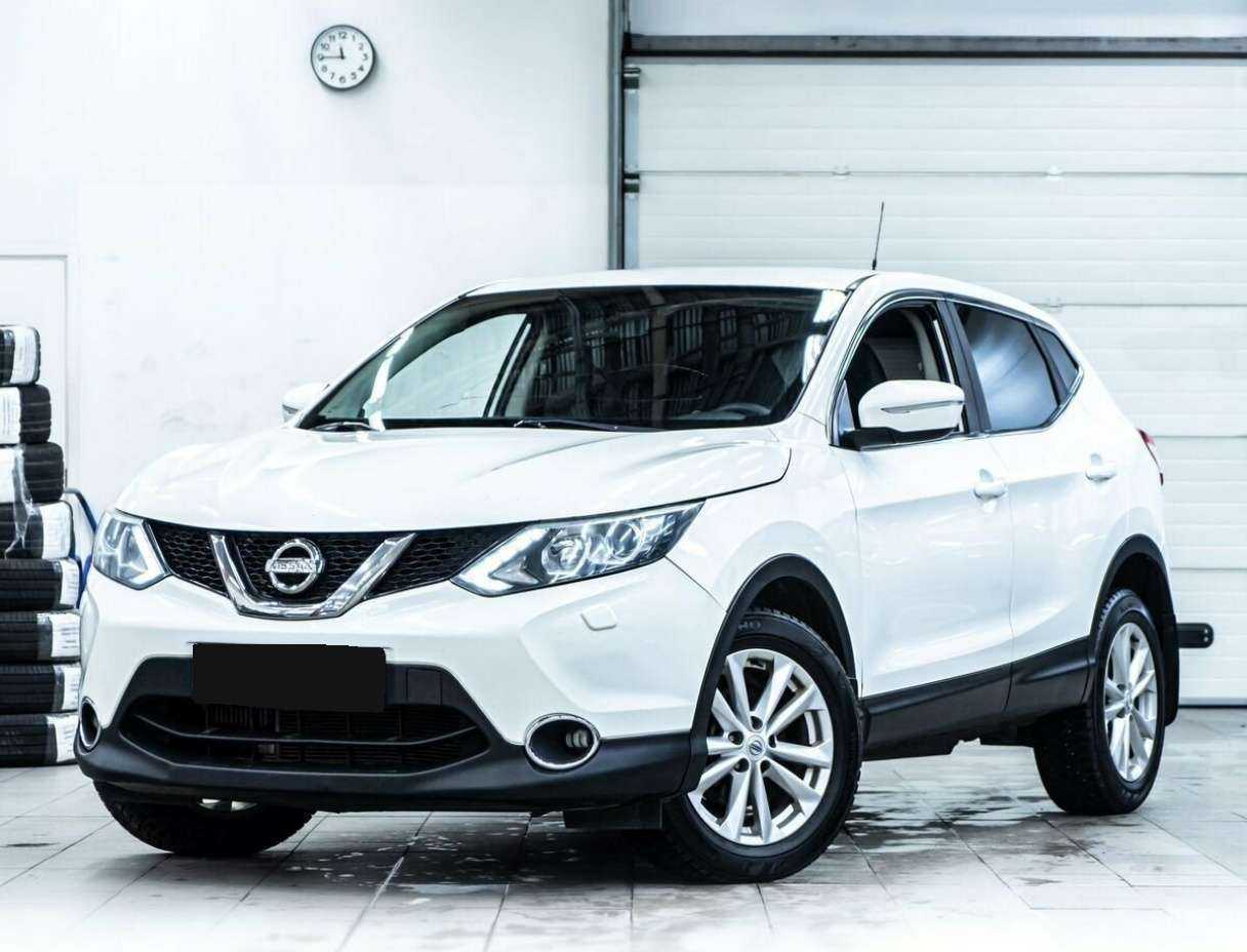Nissan Qashqai б/у, 2014, Механическая. Фото: #0