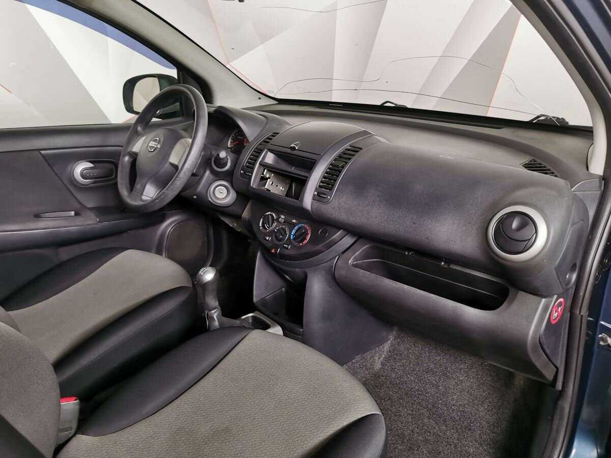 Nissan Note б/у, 2013, Механическая. Фото: #8