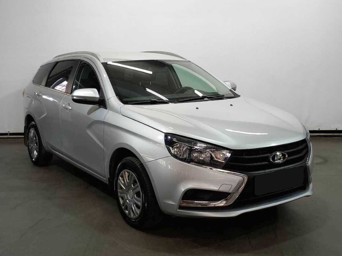 Lada (ВАЗ) Vesta б/у, 2021, Механическая. Фото: #2