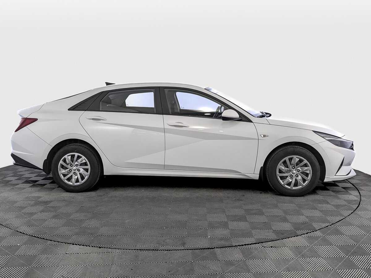 Hyundai Elantra б/у, 2021, Автоматическая. Фото: #3