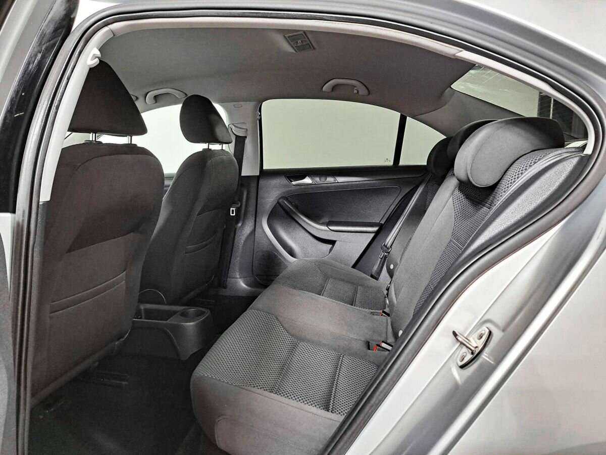 Volkswagen Jetta б/у, 2014, Механическая. Фото: #7