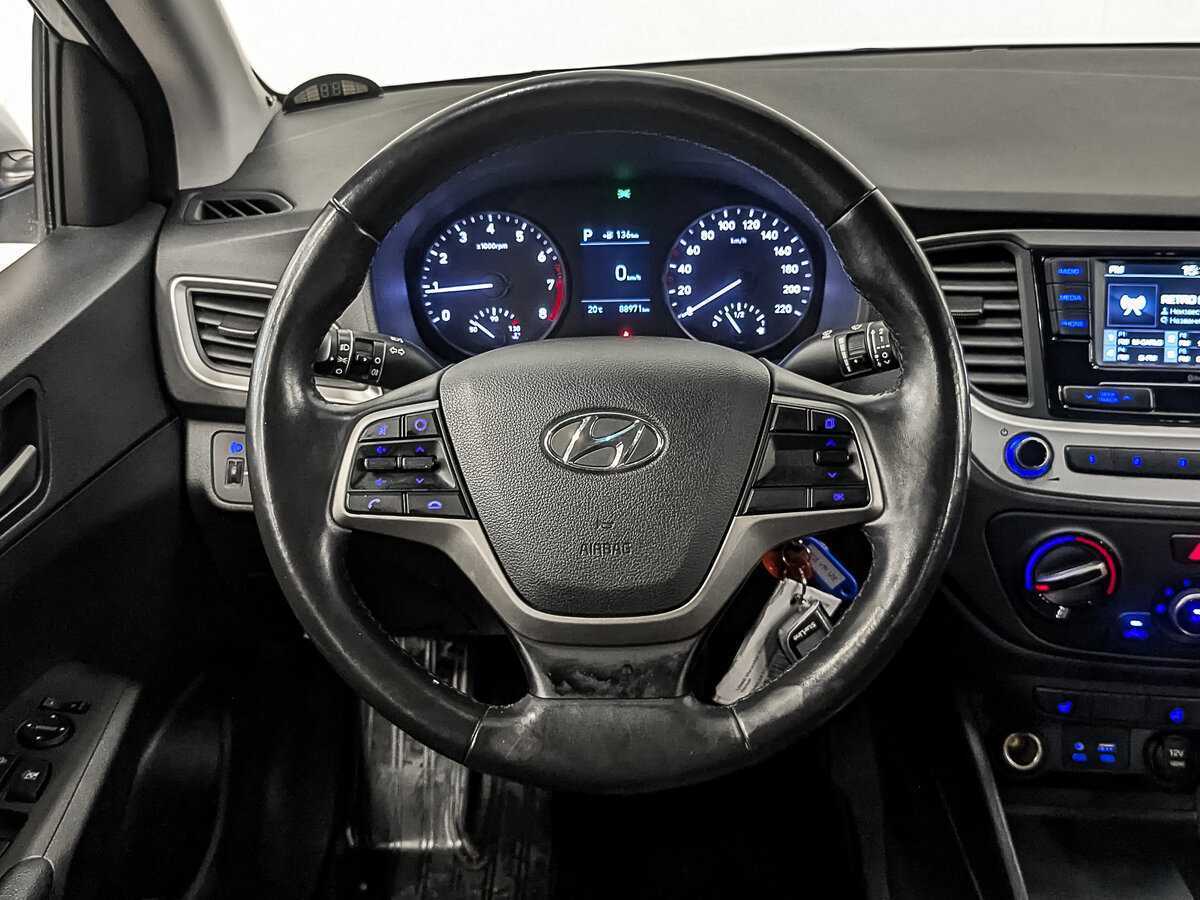 Hyundai Solaris б/у, 2017, Автоматическая. Фото: #21