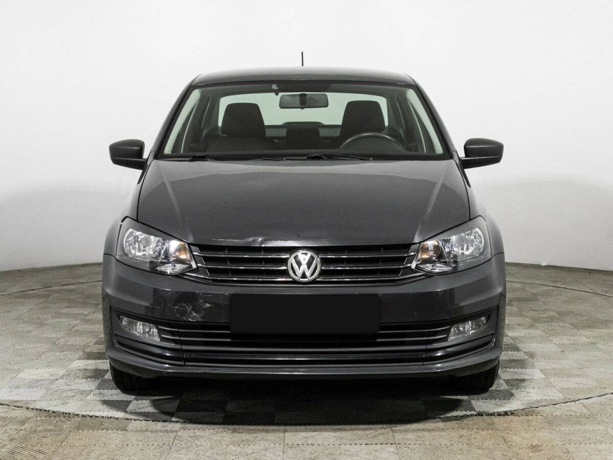 Volkswagen Polo б/у, 2016, Механическая. Фото: #1