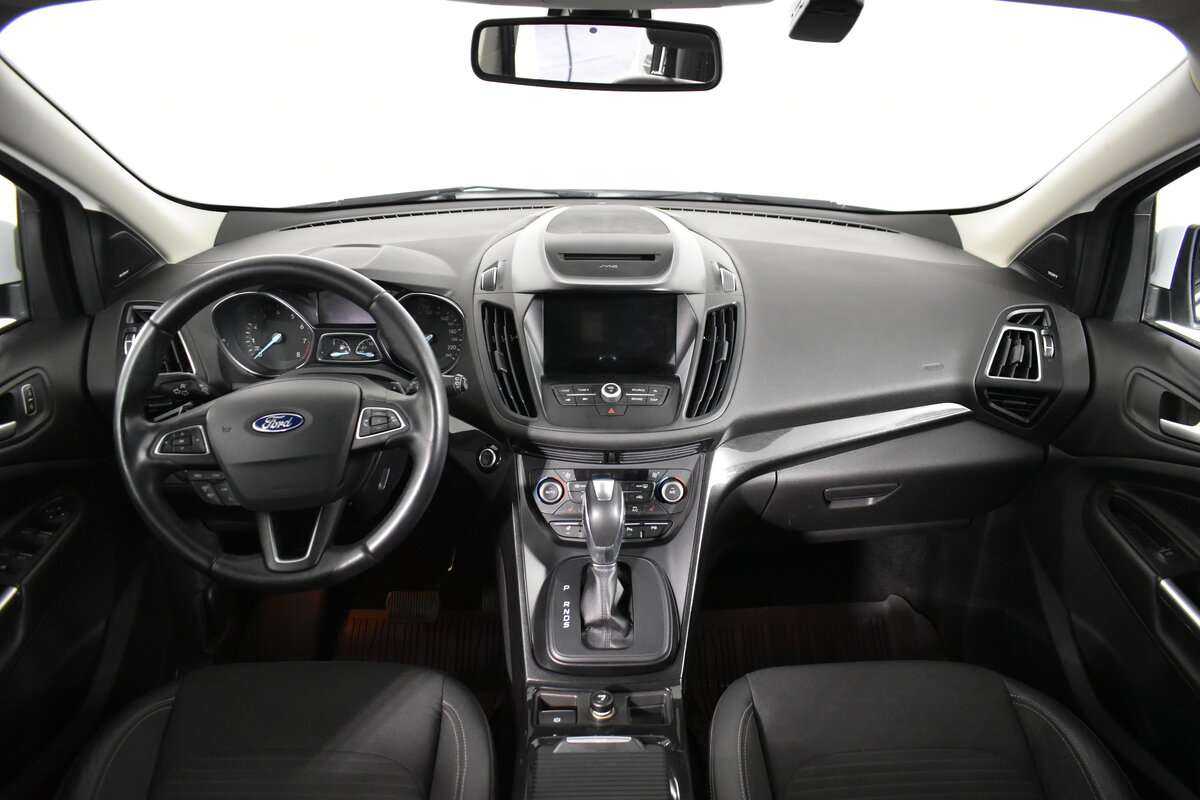 Ford Kuga б/у, 2017, Автоматическая. Фото: #9