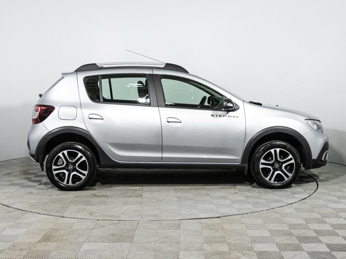 Renault Sandero б/у, 2022, Механическая. Фото: #3