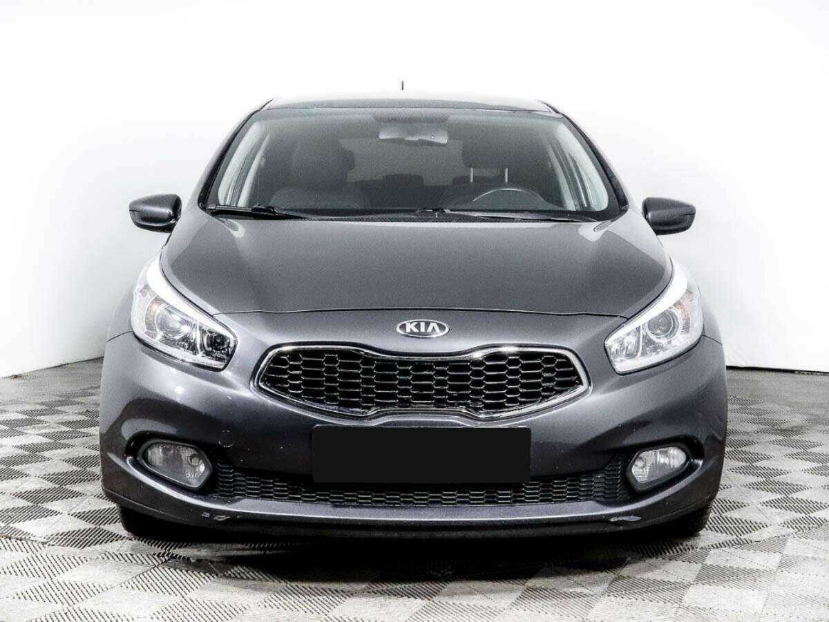 Kia Ceed б/у, 2015, Автоматическая. Фото: #1