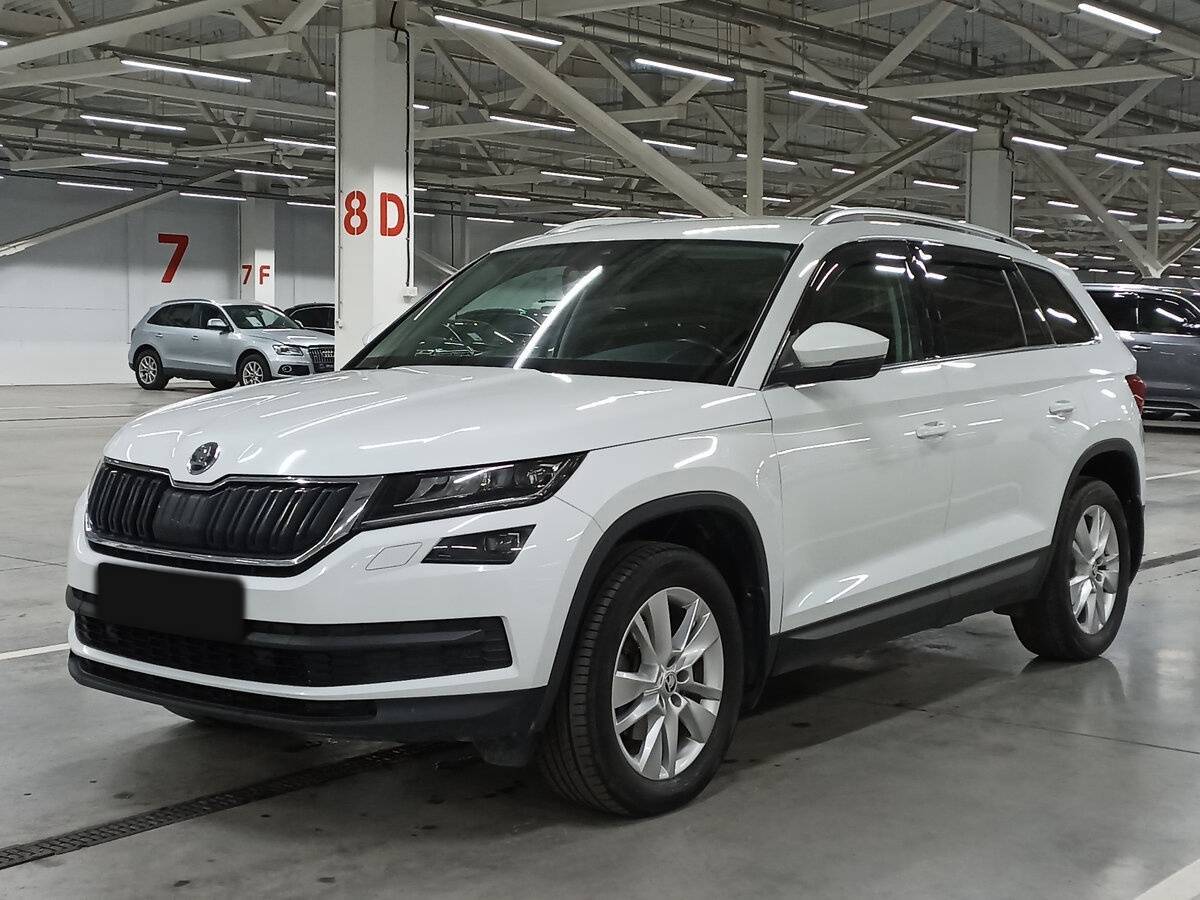Skoda Kodiaq б/у, 2021, Роботизированная. Посмотреть фото