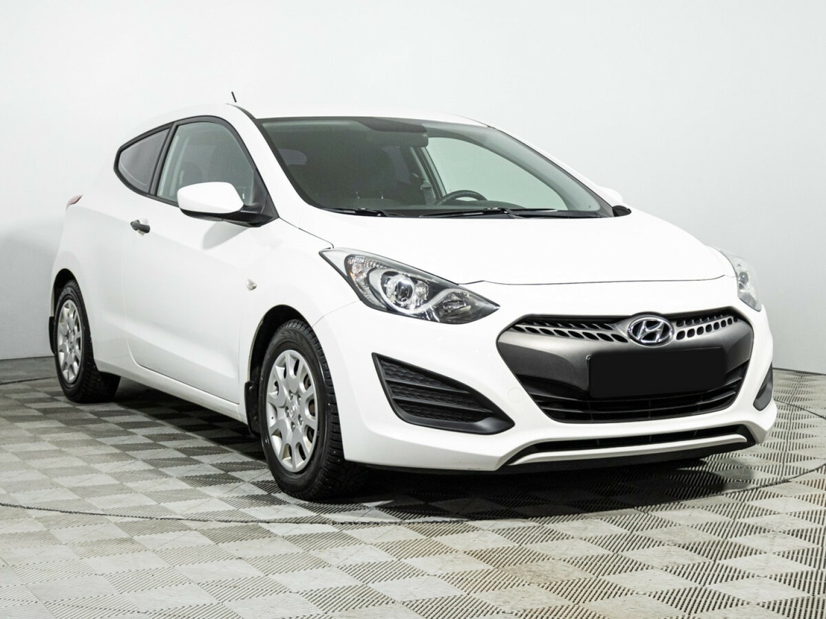 Hyundai i30 б/у, 2014, Механическая. Фото: #2