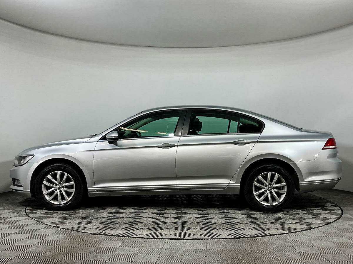 Volkswagen Passat б/у, 2016, Роботизированная. Фото: #7