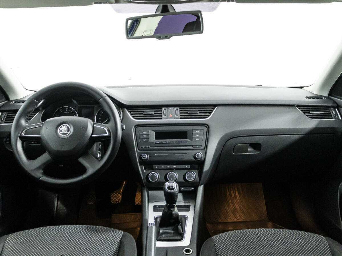 Skoda Octavia б/у, 2014, Механическая. Фото: #12